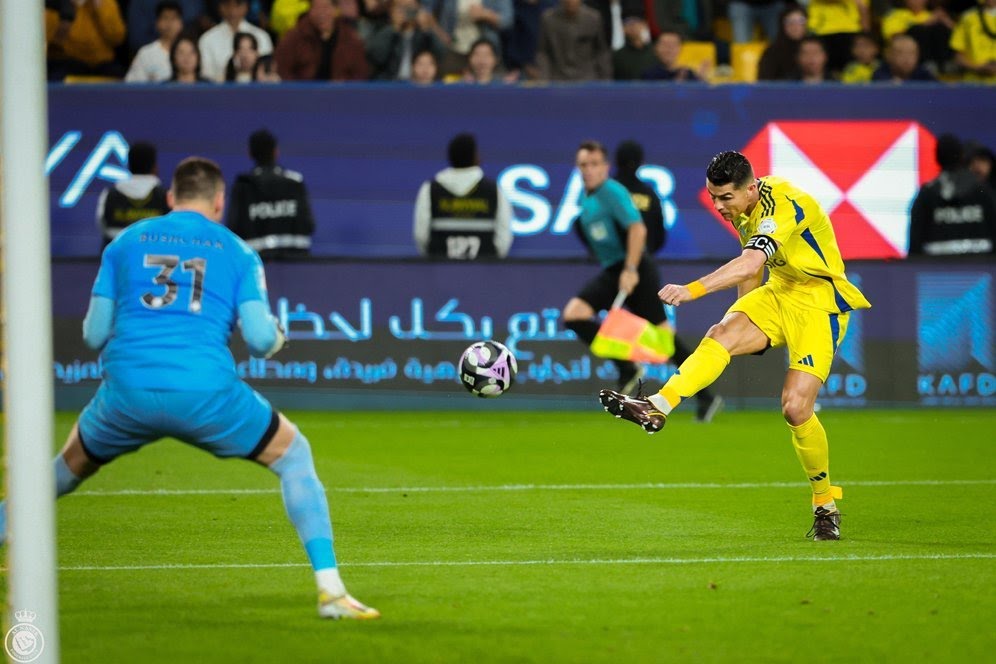 Al Nassr Ditahan Imbang Al Shabab 2-2, Cristiano Ronaldo Cetak Gol