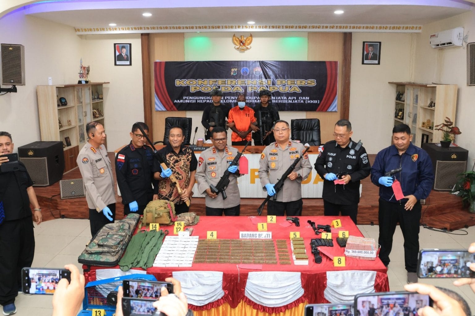 Satgas Operasi Damai Cartenz-2025 Gagalkan Penyelundupan Senjata untuk KKB di Puncak Jaya