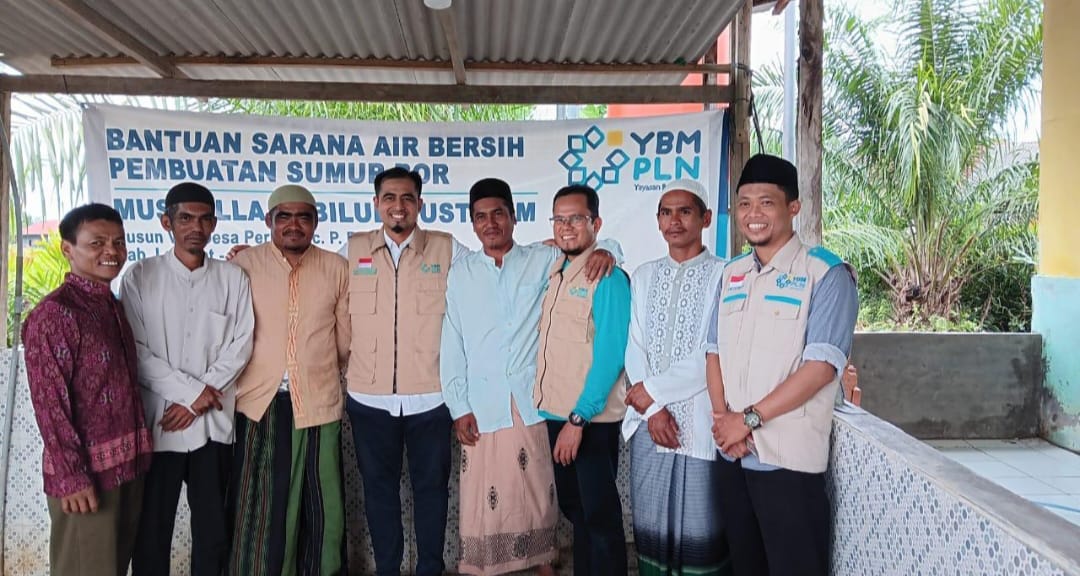 Kebahagiaan Jelang Ramadan 1446 H, YBM PLN UIP SBU Hadirkan Sarana Air Bersih Bagi Warga Desa Perlis