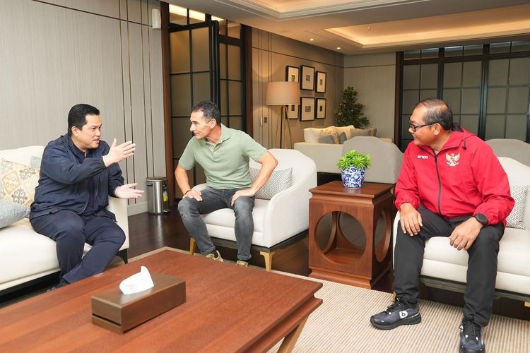 PSSI Fokus pada Timnas U23, Erick Thohir Gelar Pertemuan dengan Gerald Vanenburg dan Sumardji