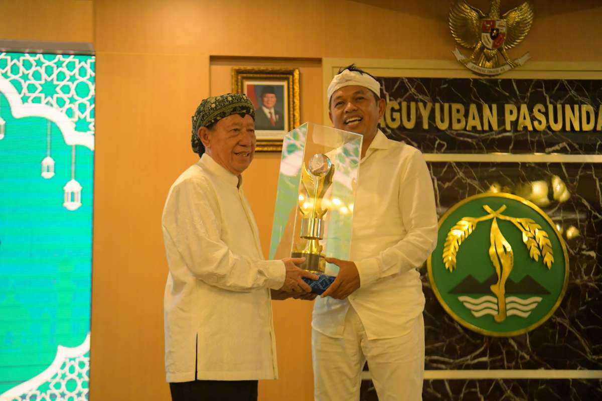Gubernur Dedi Serukan Penguatan Spirit Kebudayaan di Halalbihalal Paguyuban Pasundan
