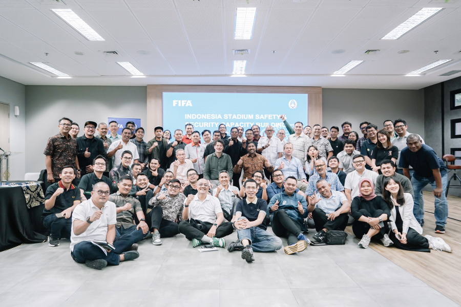 FIFA dan PSSI Perkuat Standar Keamanan Stadion Melalui Workshop Internasional di Jakarta