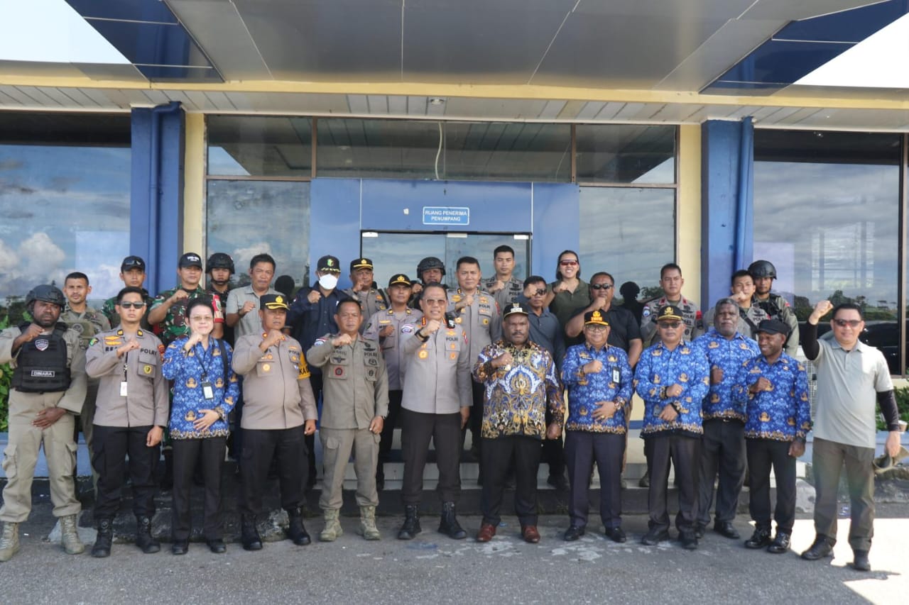 Evakuasi Korban Kekerasan KKB di Yahukimo Tuntas, Bupati Apresiasi Kolaborasi TNI-Polri