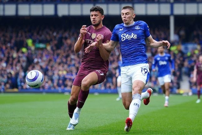 Manchester City Tundukkan Everton 2-0 di Goodison Park, Amankan Posisi Empat Besar
