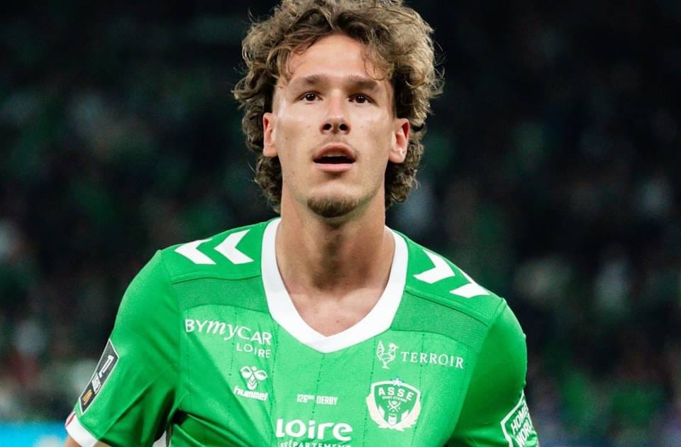 Dua Gol Stassin Menangkan Saint-Etienne atas Lyon di Laga Penuh Drama