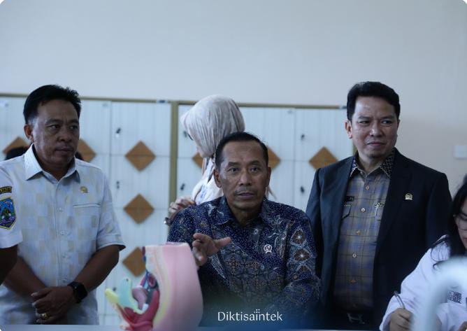 Wamendiktisaintek: UBT Perlu Menjadi Penggerak Inovasi di Kampus Daerah Perbatasan