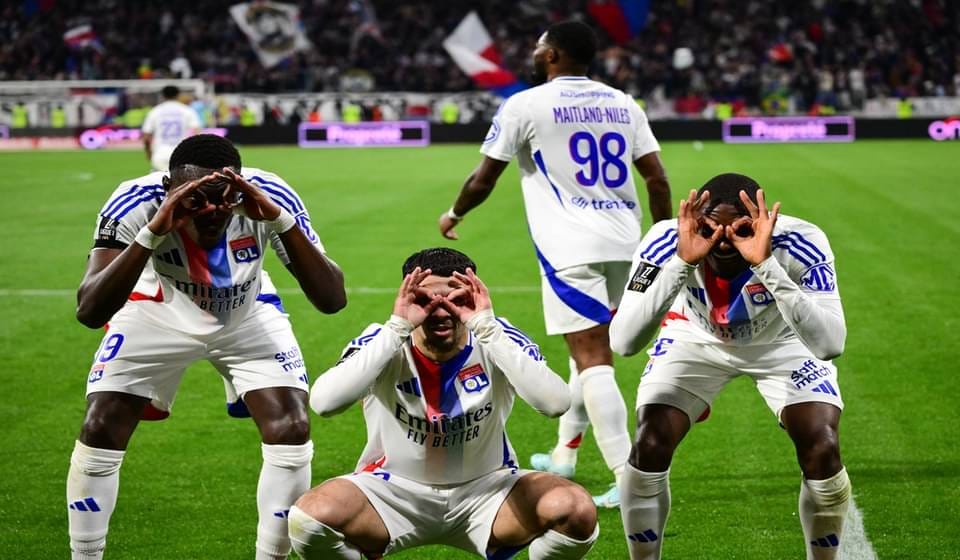 Lyon Bangkit dan Bungkam Rennes 4-1 di Ligue 1