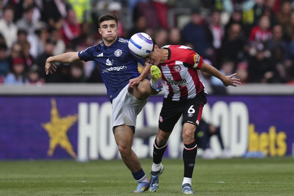 MU Dipermalukan Brentford, Terbenam di Peringkat 15 Klasemen