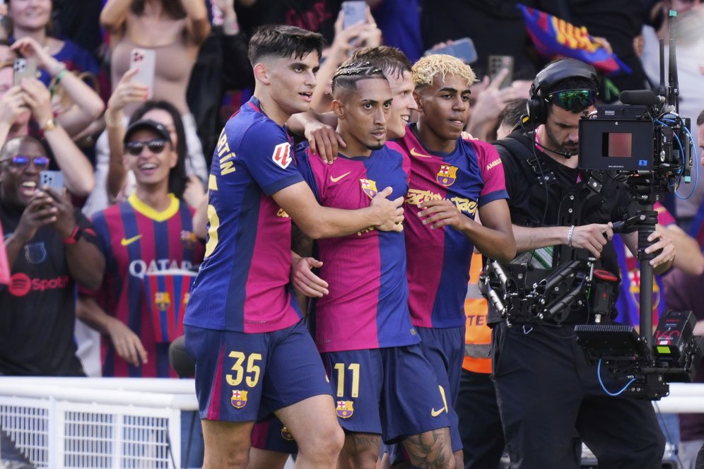 Barcelona Taklukkan Real Madrid 4-3 di El Clasico
