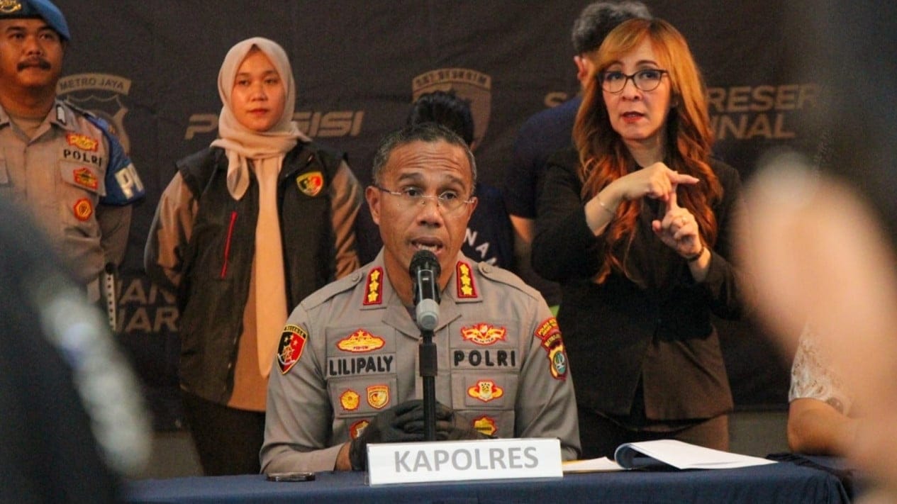 Polisi Ringkus 6 Juru Parkir Pungli di Pasar Induk Kramat Jati