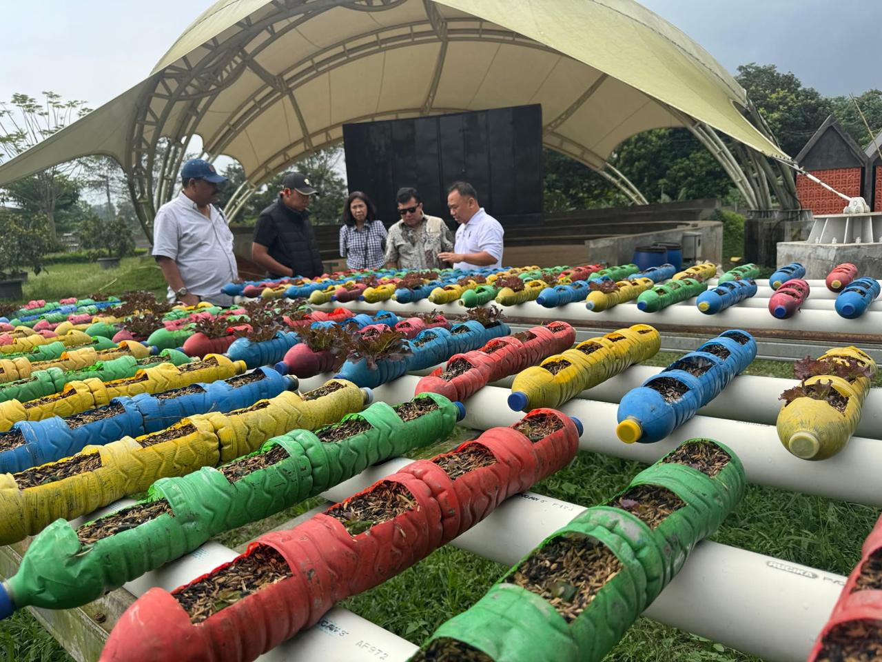 Bupati Taput Kunjungi HOB Farming Bogor, Ingin Terapkan Sistem Pertanian Terpadu di Taput