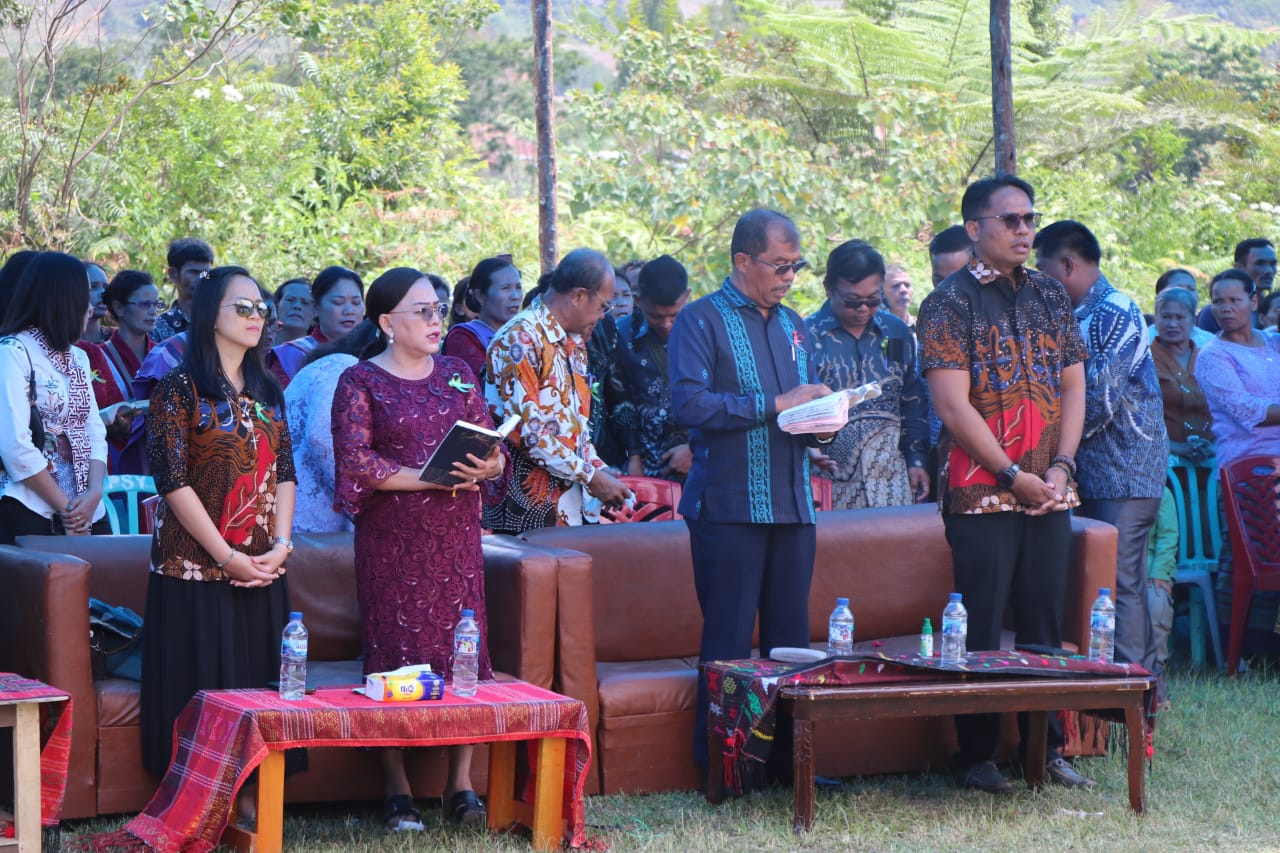 Wakil Bupati Toba Ajak Umat Katolik Jaga Infrastruktur Pemerintah Saat Hadiri Ibadah Paskah di Stasi Santa Clara