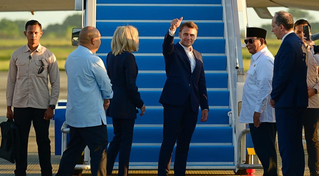Presiden Prabowo Antarkan Presiden Macron ke Singapura Usai Kunjungan Kenegaraan