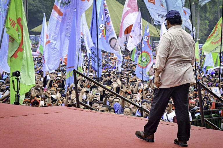Peringatan Hari Buruh di Monas: Presiden Prabowo Komitmen Tingkatkan Kesejahteraan Pekerja