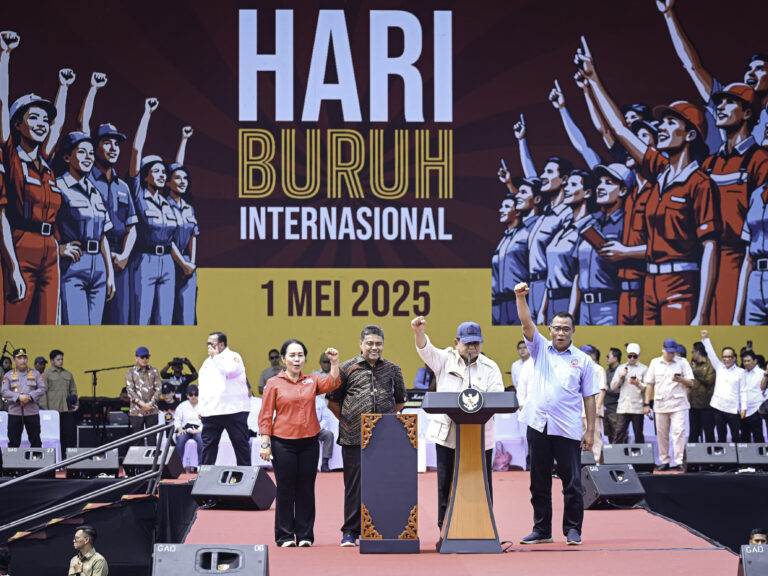 Kado Hari Buruh: Prabowo Apresiasi Buruh, Janji Kesejahteraan dan Usulan Pahlawan Nasional