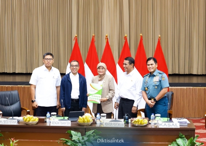 Kemdiktisaintek, Kementan, dan TNI AL Sinergi Kawal Riset Strategis untuk Swasembada dan Hilirisasi Pangan