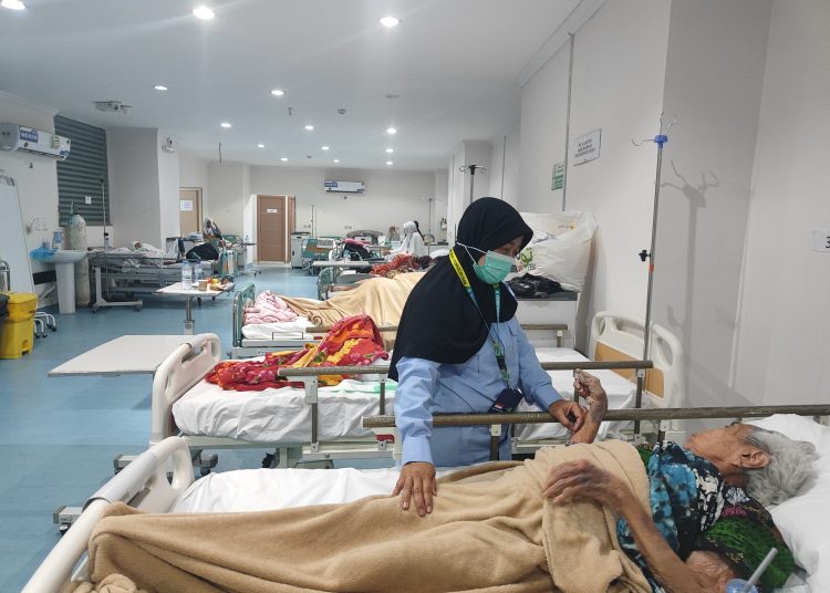 Kasus Pneumonia di Kalangan Jemaah Haji Indonesia Meningkat, Kemenkes Imbau Waspada