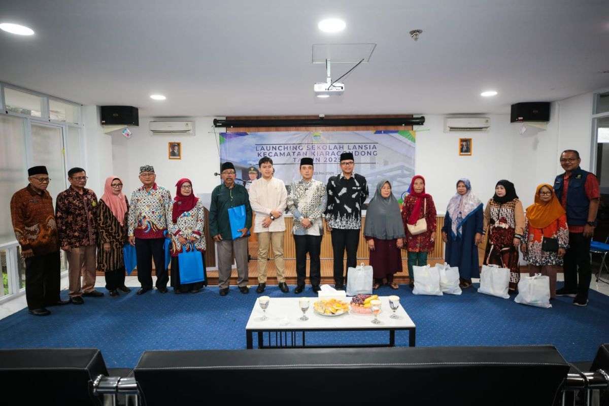 Wakil Wali Kota Ungkap Bandung Nyaah Ka Indung lewat Program Sekolah Ramah Lansia