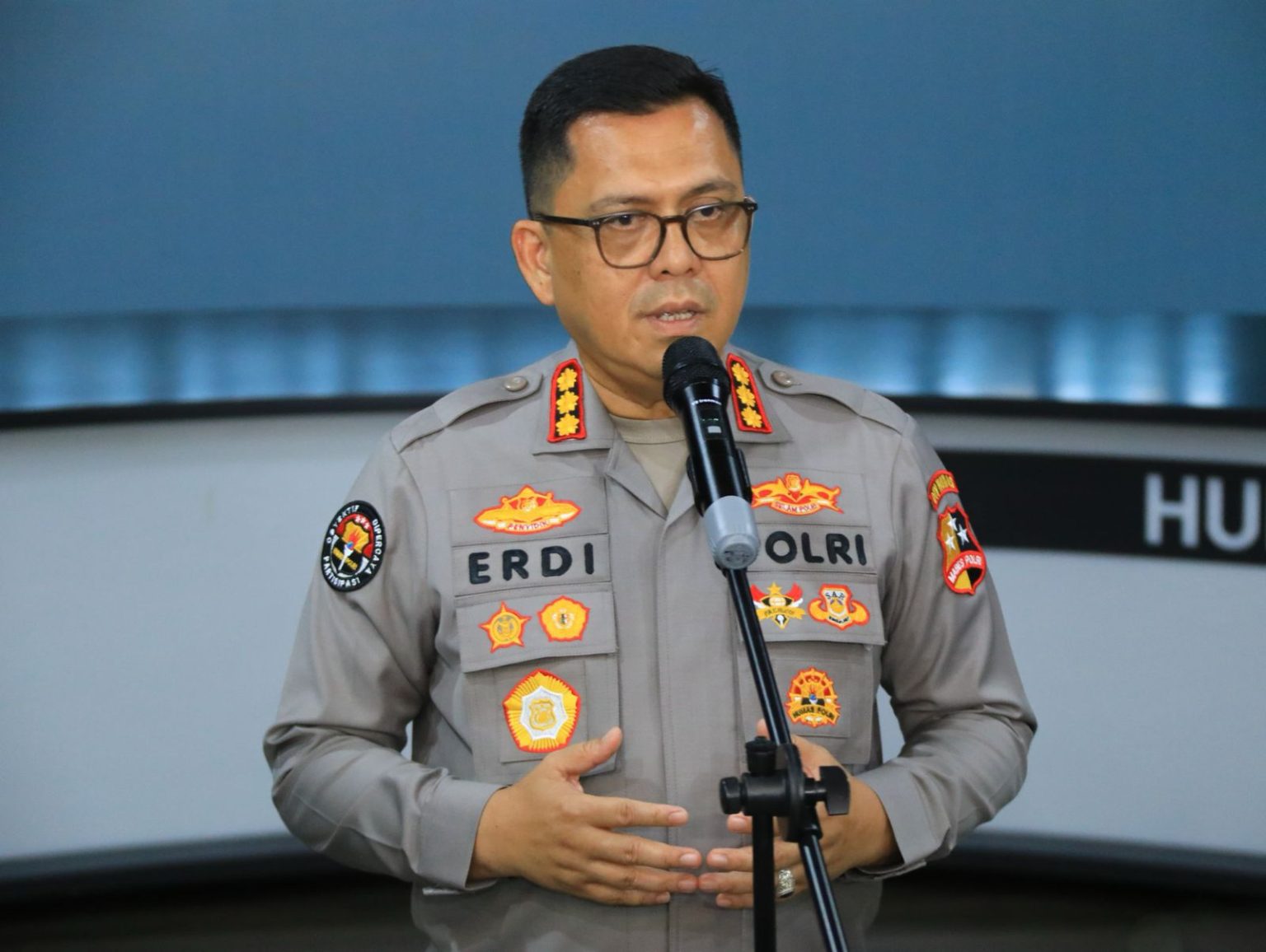 Polri Usut Grup Facebook Penyimpangan Seksual