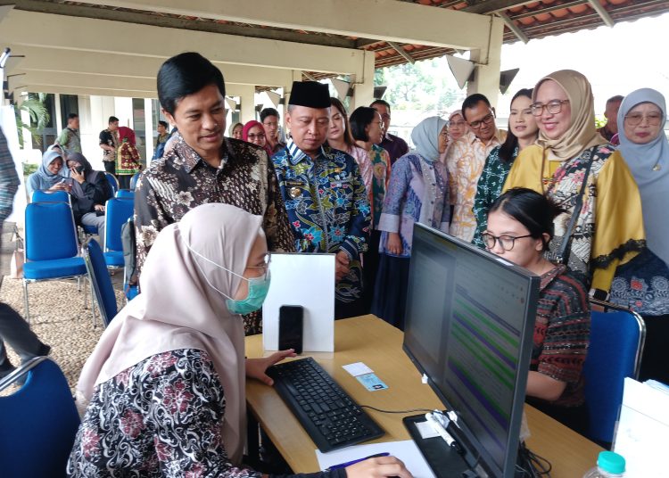 Wamenkes Tinjau Program Cek Kesehatan Gratis di UI, Tekankan Pentingnya Deteksi Dini PTM