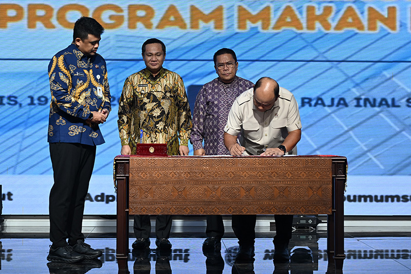 Bobby Nasution Tekankan Akselerasi Sarana SPPG, 33 Pemkab/Pemko Sumut Teken MoU Program MBG