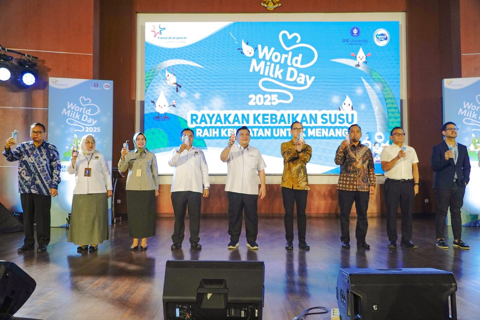 Kementan dan FFI Edukasi Mahasiswa IPB Soal Gizi dan Swasembada Susu di Hari Susu Sedunia