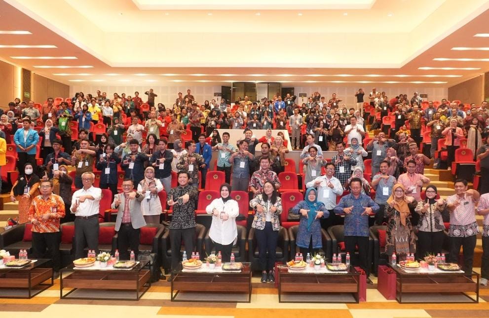 Kemdiktisaintek dan UNTAG Surabaya Sosialisasikan Program Mahasiswa Berdampak untuk Pemberdayaan Masyarakat