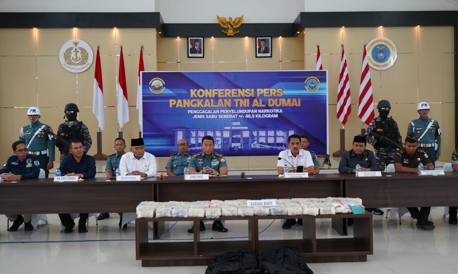 TNI AL Gagalkan Penyelundupan 48,54 Kg Sabu di Perairan Dumai