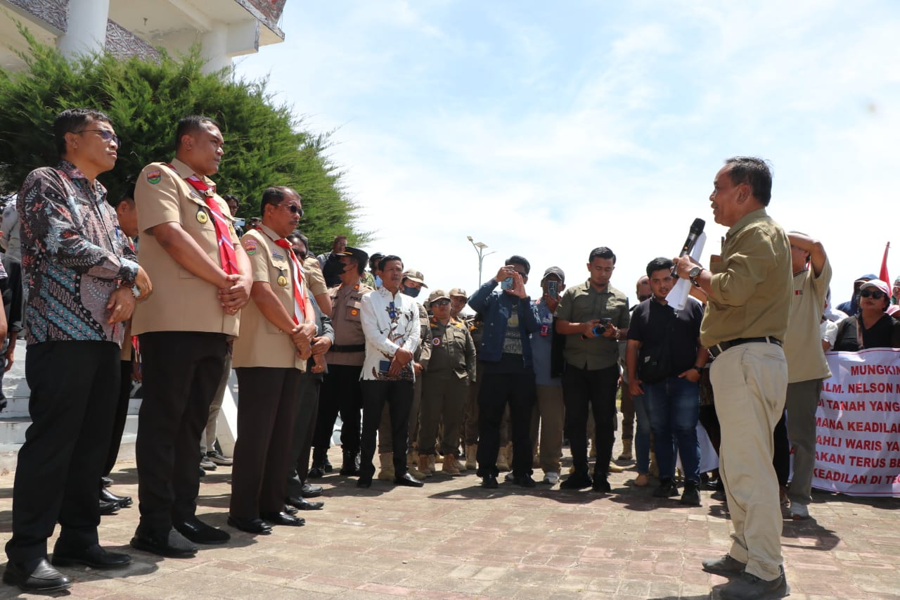 Bupati Toba Tanggapi Unjuk Rasa Aliansi SAPARANG, Forkopimda Siap Bahas Langkah Strategis