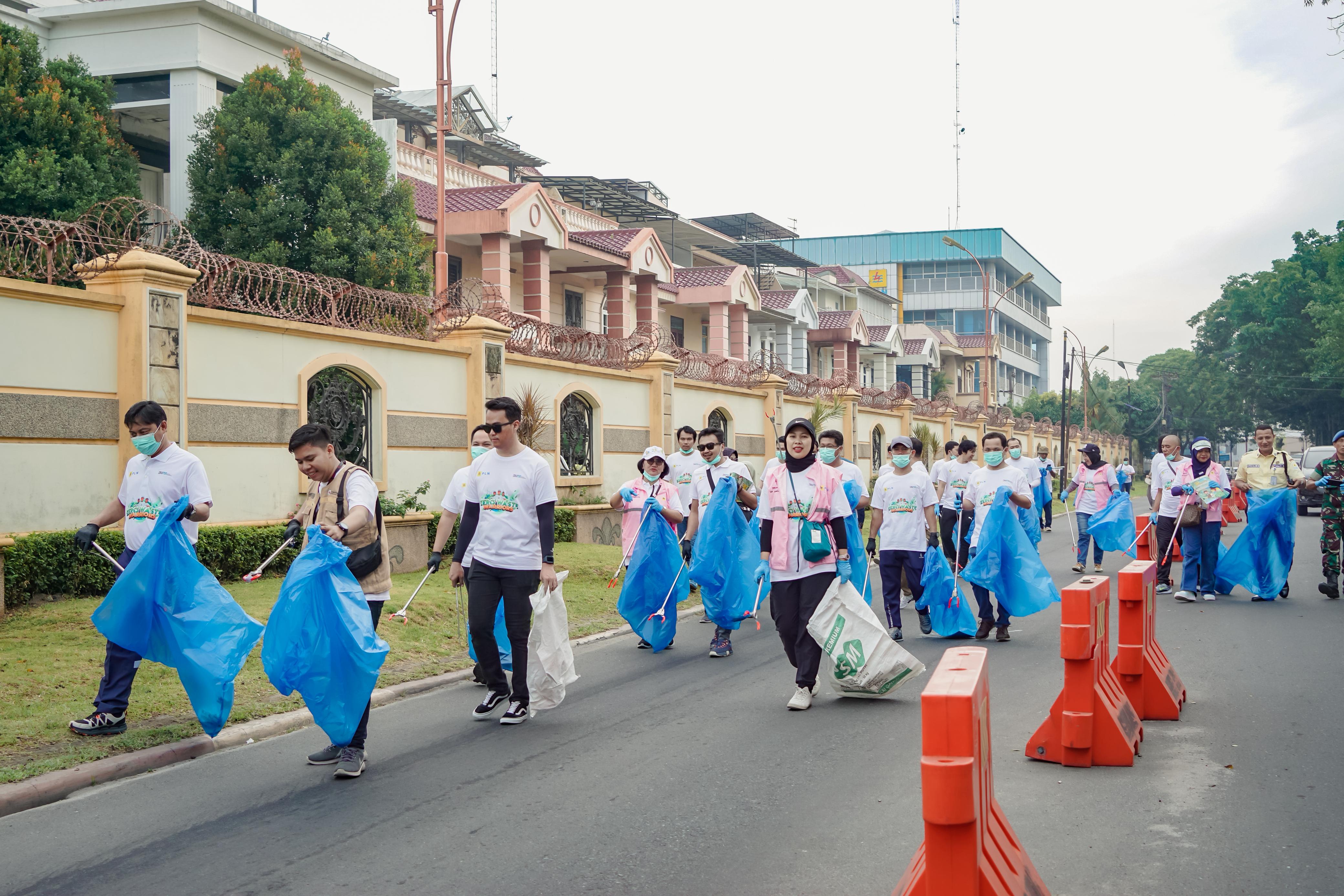 Gandeng Warga Kecamatan Polonia, UIP SBU Adakan Aksi Sambut Hari Lingkungan Hidup Sedunia 2025