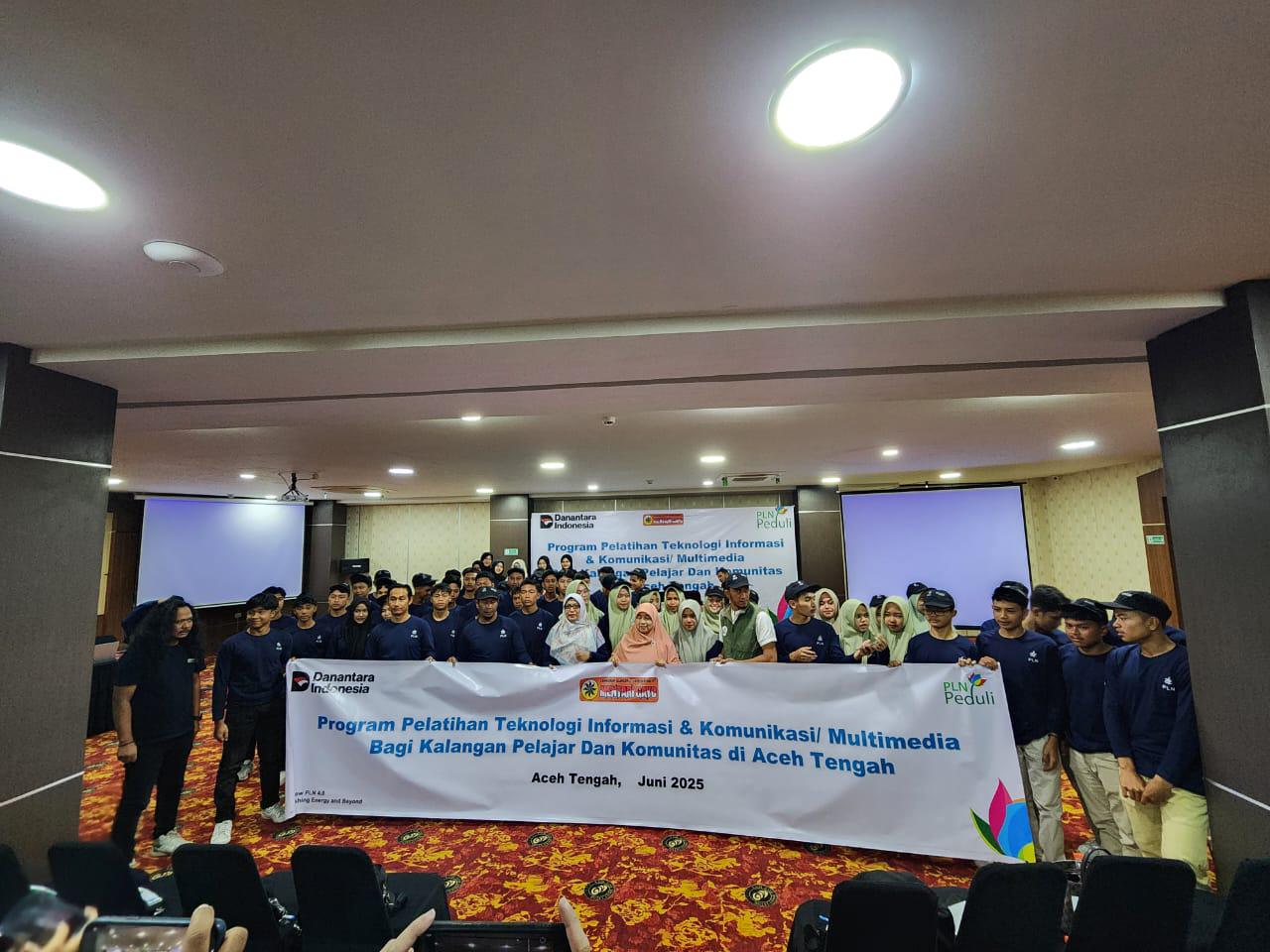 Peduli Dunia Pendidikan, Program TJSL PT PLN Persero Hadir di Aceh Tengah