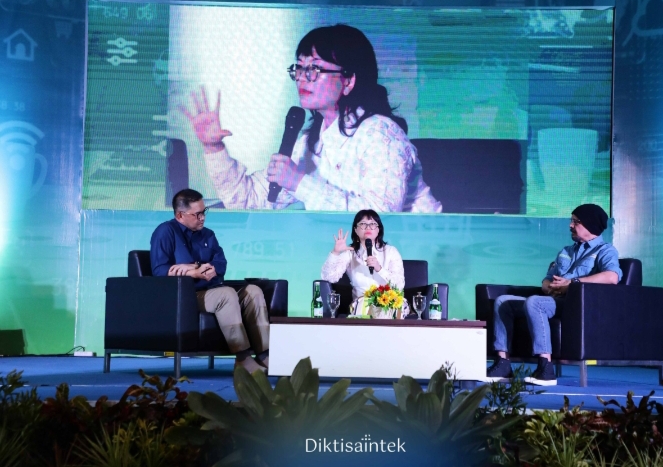 Di Era AI, Wamen Stella Tekankan Peran Penting Berpikir Kritis dan Pemecahan Masalah