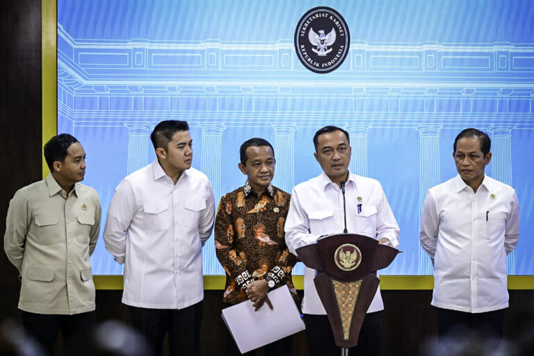Pemerintah Resmi Hentikan Tambang di Raja Ampat, Empat IUP Dicabut