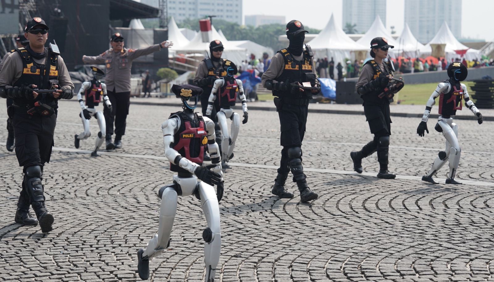 Hari Bhayangkara ke-79, Polri Tampilkan Terobosan Robot Humanoid dan K9