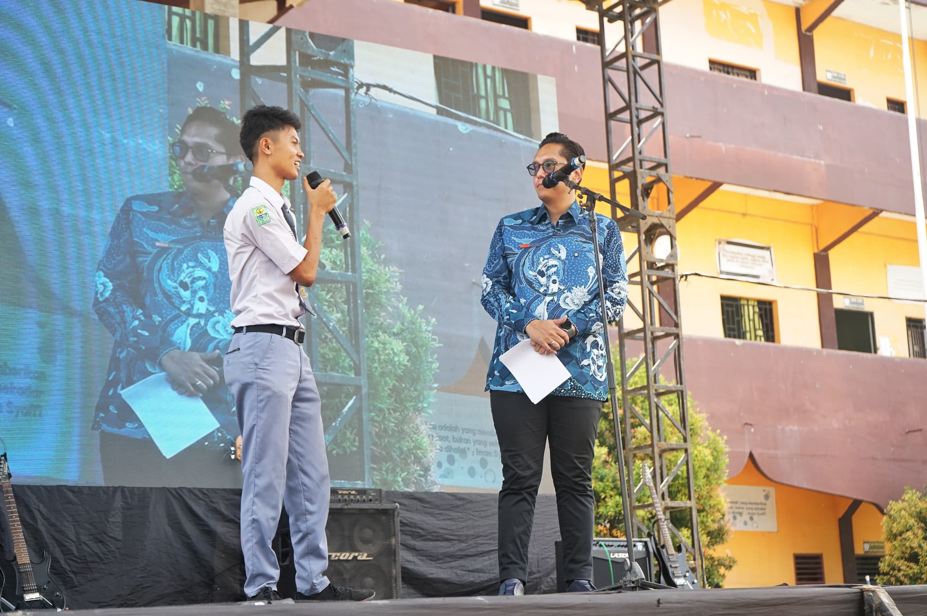Pentas Ekspresi Siswa Al-Hikmah Marelan Memukau, Wali Kota Medan Siap Bantu Buatkan Video Klip