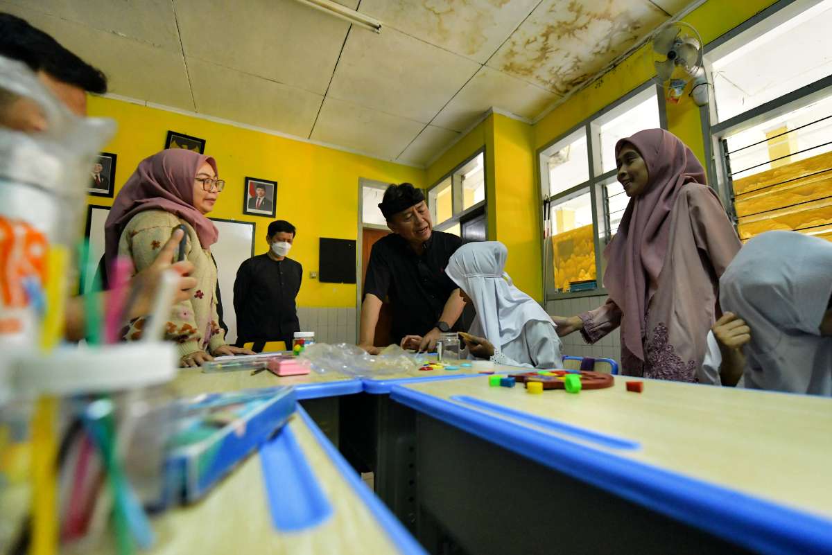 Sekda Jabar Pastikan SLBN A Bandung Tetap Laksanakan Kegiatan Belajar-Mengajar