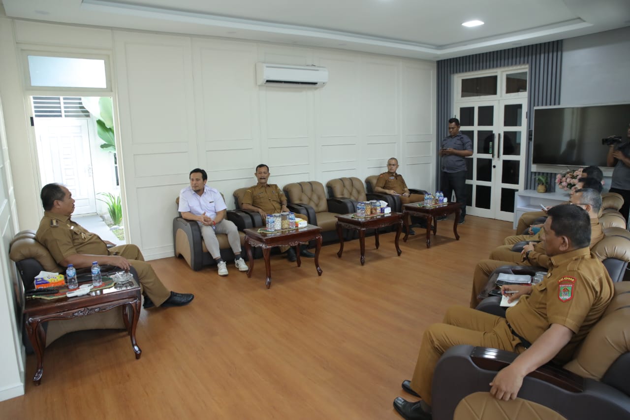 Pemkab Asahan dan Bulog Salurkan Bantuan Beras untuk 41.771 KPM di 25 Kecamatan