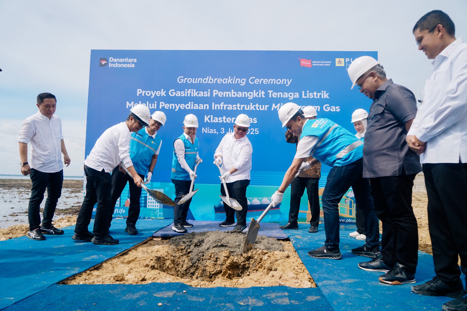 PLN Resmikan Proyek Gasifikasi di Nias, Dorong Transisi Energi Bersih