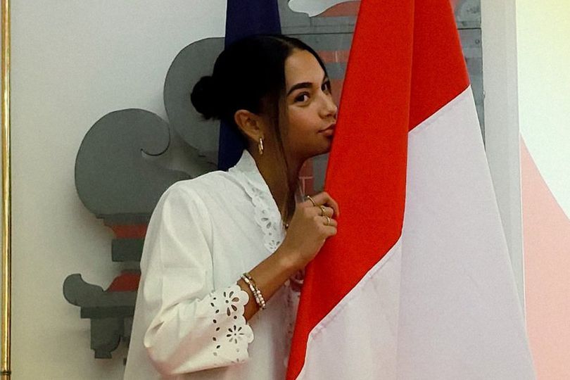 Romantis di GBK: Estella Loupatty Dukung Jens Raven di Laga Timnas U-23 vs Filipina