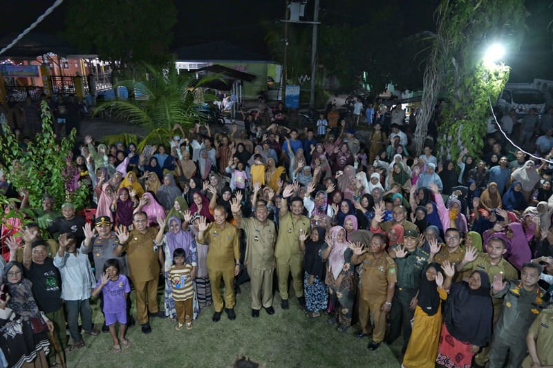 Gubernur Bobby Janji Bangun Puskesmas Rawat Inap, Jalan, dan Dermaga di Pulau Kampai