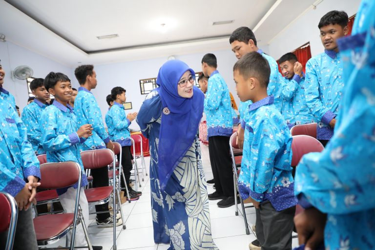 Kunjungi Panti Sosial Pamardi Utomo, Nawal Arafah Beri Motivasi dan Semangat