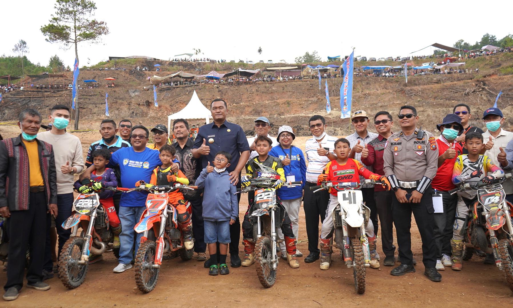 Pemkab Toba Gelar Motocross dan Grasstrack Bupati Cup 2025, Promosikan Wisata Lewat Sport Tourism