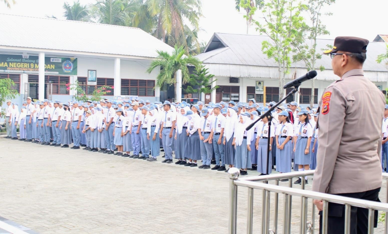 Wakapolres Belawan Dorong Pelajar Jadi Generasi Cerdas dan Berkarakter
