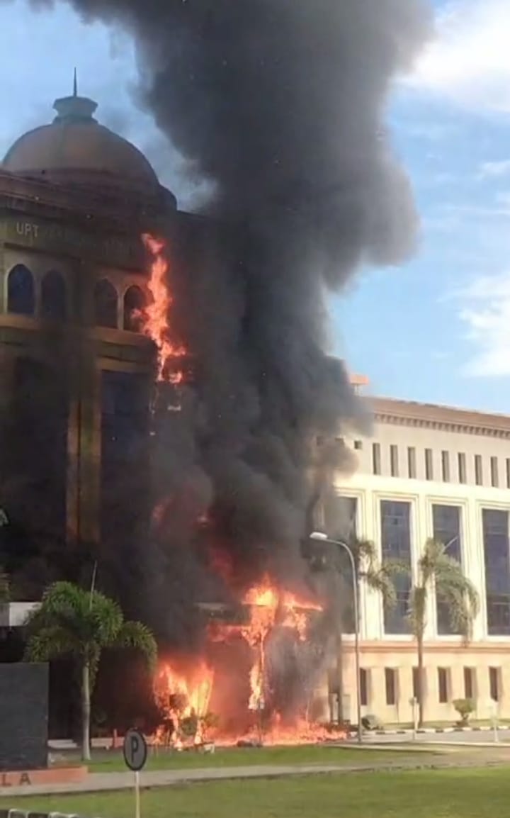 Gedung Asrama Haji Medan Terbakar, Api Berasal dari Lantai Bawah
