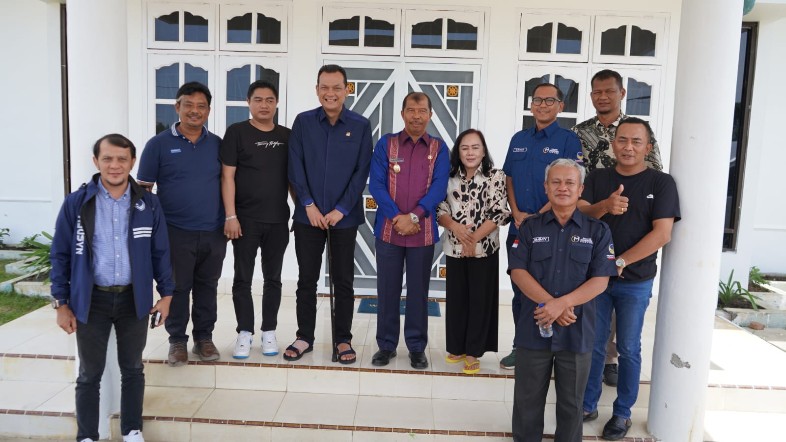 Martin Manurung Bahas Pembangunan Kabupaten Toba Bersama Wakil Bupati dan Kader NasDem