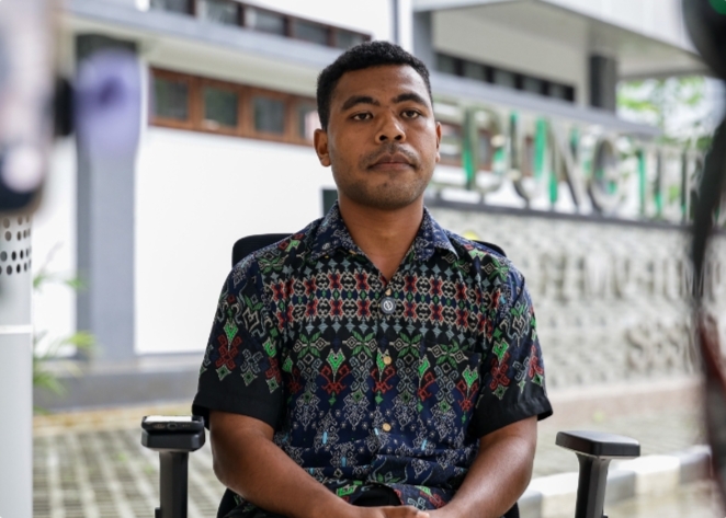 Lewat KIP-Kuliah, Adreas Genggam Mimpi Bangkitkan Puskesmas di Kampung Halaman