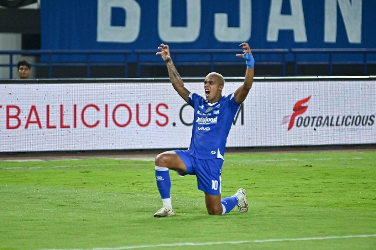 William Marcilio Antar Persib Bandung Taklukkan Western Sydney 1-0