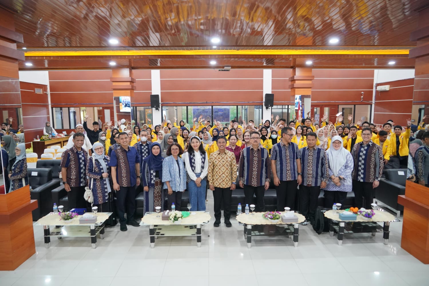 Komet 94 Gelar Pengabdian Masyarakat di Ternate, Wamenkes: Ini Momentum Refleksi dan Kolaborasi