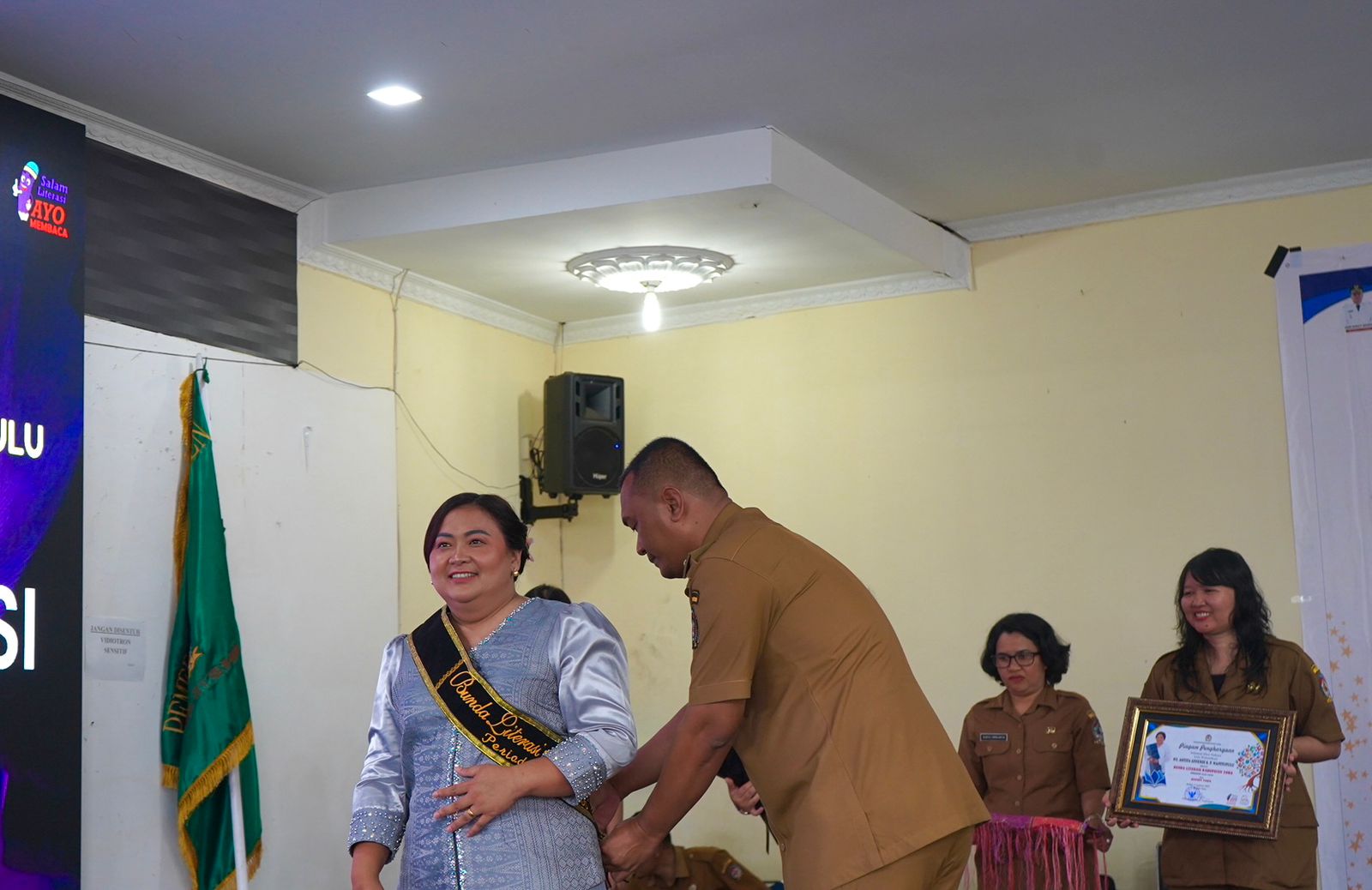 Pengukuhan Ny Astita Effendi Napitupulu sebagai Bunda Literasi Toba, Tanamkan Budaya Baca Sejak Dini