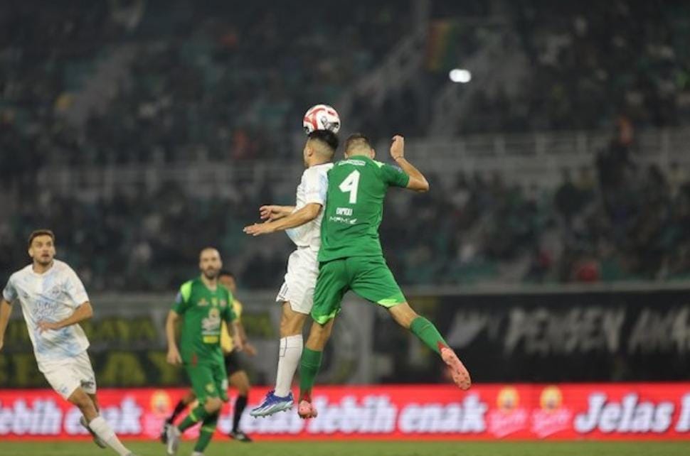 PSIM Yogyakarta Bungkam Persebaya di GBT Lewat Gol Telat Ezequiel Vidal